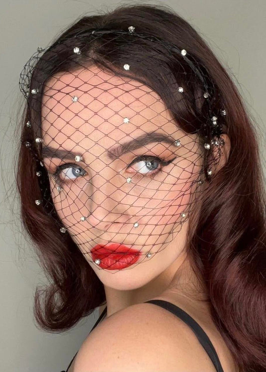 Glittering Widow Crystal Veil
