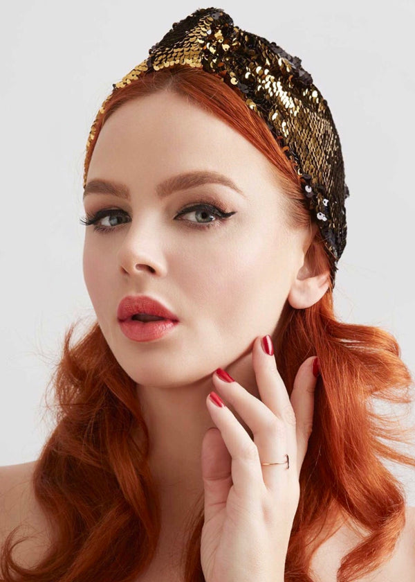 Greta Turban in Gold